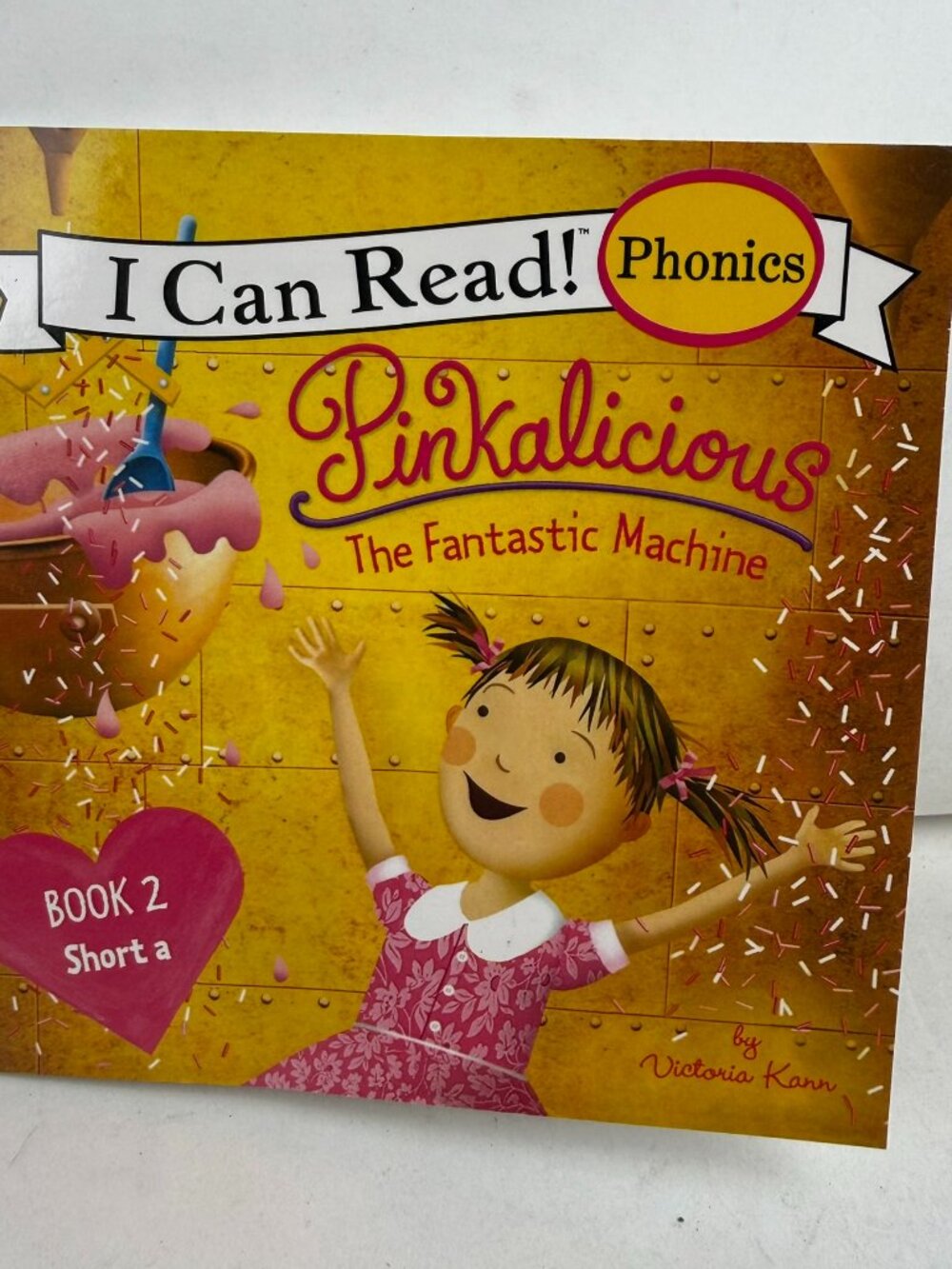 Pinkalicious The Fantastic Machine Phonics Book 2 Short a I Can Read Paperback